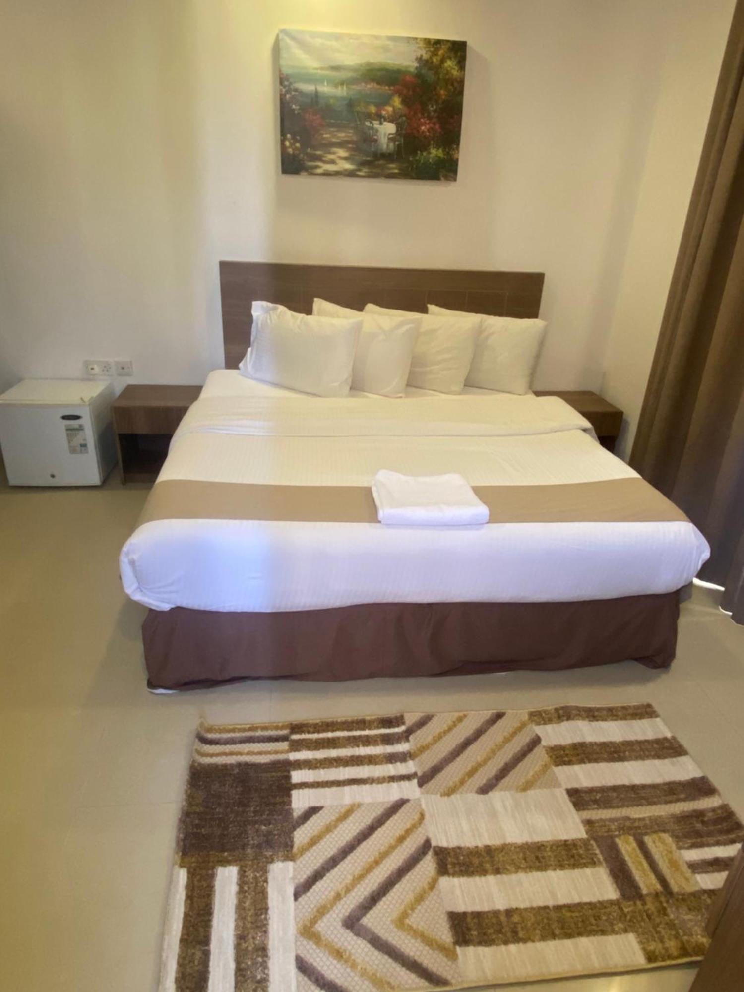 Rabih Furnished Apartment Muscat